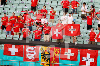 2021-06-20 - Fans of Switzerland during the UEFA Euro 2020, Group A football match between Switzerland and Turkey on June 20, 2021 at Baku Olympic Stadium in Baku, Azerbaijan - Photo Orange Pictures / DPPI - UEFA EURO 2020, GROUP A - SWITZERLAND VS TURKEY - UEFA EUROPEAN - SOCCER