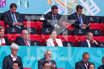 2021-06-26 - Prime Minister Mette Frederiksen during the UEFA Euro 2020, round of 16 football match between Wales and Denmark on June 26, 2021 at the Johan Cruijff ArenA in Amsterdam, Netherlands - Photo Marcel ter Bals / Orange Pictures / DPPI - UEFA EURO 2020, ROUND OF 16 - WALES AND DENMARK - UEFA EUROPEAN - SOCCER