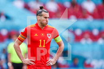 2021-06-26 - Gareth Bale of Wales during the UEFA Euro 2020, round of 16 football match between Wales and Denmark on June 26, 2021 at the Johan Cruijff ArenA in Amsterdam, Netherlands - Photo Marcel ter Bals / Orange Pictures / DPPI - UEFA EURO 2020, ROUND OF 16 - WALES AND DENMARK - UEFA EUROPEAN - SOCCER