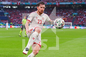 2021-06-26 - Pierre-Emile Hojbjerg of Denmark during the UEFA Euro 2020, round of 16 football match between Wales and Denmark on June 26, 2021 at the Johan Cruijff ArenA in Amsterdam, Netherlands - Photo Marcel ter Bals / Orange Pictures / DPPI - UEFA EURO 2020, ROUND OF 16 - WALES AND DENMARK - UEFA EUROPEAN - SOCCER