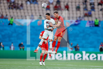 2021-06-27 - Jan Vertonghen of Belgium and Cristiano Ronaldo of Portugal during the UEFA EURO 2020, Round of 16 football match between Belgium and Portugal on June 27, 2021 at La Cartuja stadium in Seville, Spain - Photo Joaquin Corchero / Spain DPPI / DPPI - UEFA EURO 2020, ROUND OF 16 - BELGIUM VS PORTUGAL - UEFA EUROPEAN - SOCCER
