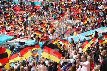 2021-06-29 - Fans of Germany during the UEFA Euro 2020, round of 16 football match between England and Germany on June 29, 2021 at Wembley stadium in London, England - Photo Jurgen Fromme / firo Sportphoto / DPPI - UEFA EURO 2020, ROUND OF 16 - ENGLAND VS GERMANY - UEFA EUROPEAN - SOCCER