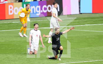 2021-06-29 - Leon Goretzka of Germany reacts during the UEFA Euro 2020, round of 16 football match between England and Germany on June 29, 2021 at Wembley stadium in London, England - Photo Jurgen Fromme / firo Sportphoto / DPPI - UEFA EURO 2020, ROUND OF 16 - ENGLAND VS GERMANY - UEFA EUROPEAN - SOCCER