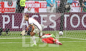 2021-06-29 - Harry Kane of England celebrates after the 2-0 goal during the UEFA Euro 2020, round of 16 football match between England and Germany on June 29, 2021 at Wembley stadium in London, England - Photo Jurgen Fromme / firo Sportphoto / DPPI - UEFA EURO 2020, ROUND OF 16 - ENGLAND VS GERMANY - UEFA EUROPEAN - SOCCER