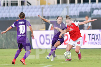 2019-09-12 - Lisa Marie De Vanna (Fiorentina Women´s) e Kim Poco (Arsenal) - FIORENTINA WOMEN´S VS ARSENAL - UEFA CHAMPIONS LEAGUE WOMEN - SOCCER