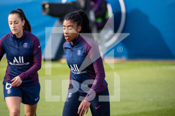 2021-03-09 - Ashley Lawrence of Paris Saint Germain warms up ahead of the UEFA Women's Champions League, round of 16, 1st leg football match between Paris Saint-Germain and AC Sparta Praha on March 8, 2021 at Georges Lefevre stadium in Saint-Germain-en-Laye, France - Photo Melanie Laurent / A2M Sport Consulting / DPPI - PARIS SAINT-GERMAIN AND AC SPARTA PRAHA - UEFA CHAMPIONS LEAGUE WOMEN - SOCCER
