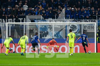 2019-11-26 - Luis Muriel (Atalanta) gol rigore - FASE A GIRONI - GIORNATA 5 - ATALANTA VS DINAMO ZAGREB  - UEFA CHAMPIONS LEAGUE - SOCCER
