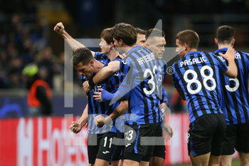 2020-02-19 - La squadra (Atalanta) festeggia il goal di Remo Freuler (Atalanta) - OTTAVI DI FINALE - ATALANTA VS VALENCIA - UEFA CHAMPIONS LEAGUE - SOCCER
