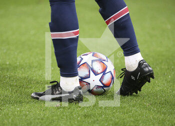 2020-10-20 - Puma boots of Neymar Jr of PSG during the UEFA Champions League, Group Stage, Group H football match between Paris Saint-Germain (PSG) and Manchester United (Man U) on October 20, 2020 at Parc des Princes stadium in Paris, France - Photo Jean Catuffe / DPPI - PARIS SAINT-GERMAIN (PSG) VS MANCHESTER UNITED (MAN U) - UEFA CHAMPIONS LEAGUE - SOCCER