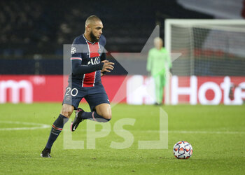 2020-10-20 - Layvin Kurzawa of PSG during the UEFA Champions League, Group Stage, Group H football match between Paris Saint-Germain (PSG) and Manchester United (Man U) on October 20, 2020 at Parc des Princes stadium in Paris, France - Photo Jean Catuffe / DPPI - PARIS SAINT-GERMAIN (PSG) VS MANCHESTER UNITED (MAN U) - UEFA CHAMPIONS LEAGUE - SOCCER