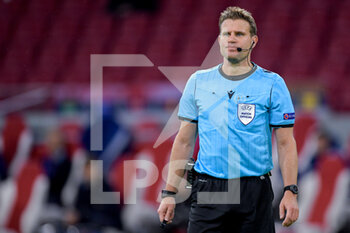 2020-10-21 - Referee Felix Brych during the UEFA Champions League, Group Stage, Group D football match between Ajax and Liverpool on October 21, 2020 at Johan Cruijff ArenA in Amsterdam, Netherlands - Photo Gerrit van Keulen / Orange Pictures / DPPI -  AJAX VS LIVERPOOL - UEFA CHAMPIONS LEAGUE - SOCCER