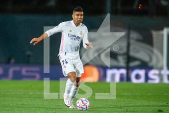 2020-10-21 - Carlos Henrique Casemiro of Real Madrid in action during the UEFA Champions League, Group Stage, Group B football match between Real Madrid and Shakhtar Donetsk on October 21, 2020 at Alfredo Di Stefano stadium in Madrid, Spain - Photo Oscar J Barroso / Spain DPPI / DPPI - REAL MADRID VS SHAKHTAR DONETSK - UEFA CHAMPIONS LEAGUE - SOCCER