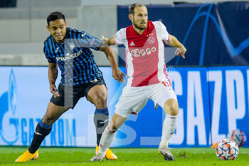2020-10-27 - Luis Muriel of Atalanta, Daley Blind of Ajax during the UEFA Champions League, Group Stage, Group D football match between Atalanta BC and AFC Ajax on October 27, 2020 at Gewiss Stadium in Bergamo, Italy - Photo Gerrit van Keulen / Orange Pictures / DPPI - ATALANTA BC AND AFC AJAX - UEFA CHAMPIONS LEAGUE - SOCCER