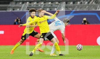 2020-10-28 - Daler Kuzyaev of Zenit and Marco Reus, Axel Witsel of Borussia Dortmund during the UEFA Champions League, Group Stage, Group F football match between Borussia Dortmund and Zenit on October 28, 2020 at Signal Iduna Park in Dortmund, Germany - Photo Ralf Ibing / firo Sportphoto / DPPI - BORUSSIA DORTMUND VS ZENIT - UEFA CHAMPIONS LEAGUE - SOCCER