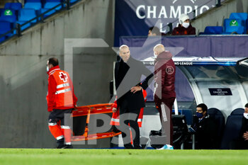 2020-11-03 - Zinedine Zidane, head coach of Real Madrid during the UEFA Champions League, Group Stage, Group B football match between Real Madrid CF and FC Internazionale on November 3, 2020 at Alfredo Di Stefano stadium in Valdebebas near Madrid, Spain - Photo Oscar J Barroso / Spain DPPI / DPPI - REAL MADRID CF VS FC INTERNAZIONALE - UEFA CHAMPIONS LEAGUE - SOCCER