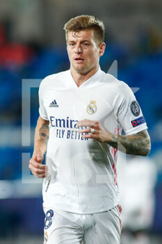 2020-11-03 - Toni Kroos of Real Madrid during the UEFA Champions League, Group Stage, Group B football match between Real Madrid CF and FC Internazionale on November 3, 2020 at Alfredo Di Stefano stadium in Valdebebas near Madrid, Spain - Photo Oscar J Barroso / Spain DPPI / DPPI - REAL MADRID CF VS FC INTERNAZIONALE - UEFA CHAMPIONS LEAGUE - SOCCER