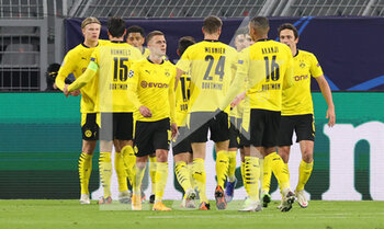 2020-11-24 - Erling Haaland of Borussia Dortmund celebrates after his 1st goal with teammates during the UEFA Champions League, Group F football match between Borussia Dortmund and Club Brugge on November 24, 2020 at Signal Iduna Park in Dortmund, Germany - Photo Ralf Ibing / firo Sportphoto / DPPI - BORUSSIA DORTMUND VS CLUB BRUGGE - UEFA CHAMPIONS LEAGUE - SOCCER