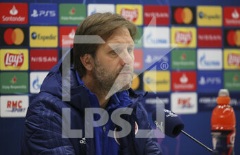 2020-12-01 - Coach of Olympiacos Pedro Martins during the press conference following the UEFA Champions League, Group C football match between Olympique de Marseille (OM) and Olympiacos FC (Olympiakos) on December 1, 2020 at Stade Velodrome in Marseille, France - Photo Jean Catuffe / DPPI - OLYMPIQUE DE MARSEILLE VS OLYMPIACOS FC - UEFA CHAMPIONS LEAGUE - SOCCER