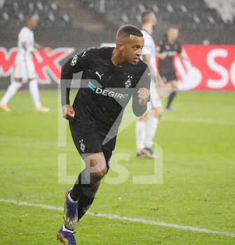 2020-12-01 - Alassane Pléa of Monchengladbach celebrates after the 1-1 goal during the UEFA Champions League, Group B football match between VfL Borussia Monchengladbach and FC Internazionale on December 1, 2020 at Borussia Park in Monchengladbach, Germany - Photo Jurgen Fromme / firo Sportphoto / DPPI - VFL BORUSSIA MONCHENGLADBACH VS FC INTERNAZIONALE - UEFA CHAMPIONS LEAGUE - SOCCER