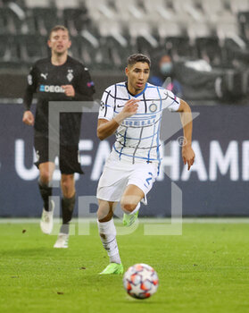 2020-12-01 - Achraf Hakimi of Inter during the UEFA Champions League, Group B football match between VfL Borussia Monchengladbach and FC Internazionale on December 1, 2020 at Borussia Park in Monchengladbach, Germany - Photo Jurgen Fromme / firo Sportphoto / DPPI - VFL BORUSSIA MONCHENGLADBACH VS FC INTERNAZIONALE - UEFA CHAMPIONS LEAGUE - SOCCER