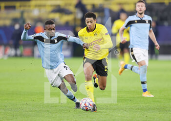 2020-12-02 - Jude Bellingham of Borussia Dortmund and Jean-Daniel Akpa-Akpro of Lazio during the UEFA Champions League, Group F football match between Borussia Dortmund and SS Lazio on December 2, 2020 at Signal Iduna Park in Dortmund, Germany - Photo Jurgen Fromme / firo Sportphoto / DPPI - BORUSSIA DORTMUND VS SS LAZIO - UEFA CHAMPIONS LEAGUE - SOCCER