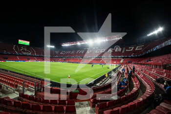 2020-12-02 - General inside view before the UEFA Champions League, Group E football match between Sevilla FC and Chelsea FC on December 2, 2020 at Ramon Sanchez Pizjuan Stadium in Sevilla, Spain - Photo Joaquin Corchero / Spain DPPI / DPPI - SEVILLA FC VS CHELSEA FC - UEFA CHAMPIONS LEAGUE - SOCCER