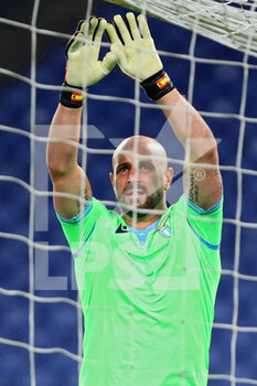 2020-12-08 - Lazio goalkeeper Pepe Reina warming up during the UEFA Champions League, Group F football match between SS Lazio and Club Brugge KV on December 8, 2020 at Stadio Olimpico in Rome, Italy - Photo Federico Proietti / DPPI - SS LAZIO VS CLUB BRUGGE KV - UEFA CHAMPIONS LEAGUE - SOCCER
