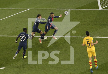 2021-03-10 - Kylian Mbappe of PSG celebrates his goal on a penalty kick with Alessandro Florenzi and teammates during the UEFA Champions League, round of 16, 2nd leg football match between Paris Saint-Germain (PSG) and FC Barcelona (Barca) on March 10, 2021 at Parc des Princes stadium in Paris, France - Photo Jean Catuffe / DPPI - PARIS SAINT-GERMAIN (PSG) AND FC BARCELONA (BARCA) - UEFA CHAMPIONS LEAGUE - SOCCER