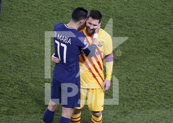 2021-03-10 - Angel Di Maria of PSG consoles countryman Lionel Messi of Barcelona following the UEFA Champions League, round of 16, 2nd leg football match between Paris Saint-Germain (PSG) and FC Barcelona (Barca) on March 10, 2021 at Parc des Princes stadium in Paris, France - Photo Jean Catuffe / DPPI - PARIS SAINT-GERMAIN (PSG) AND FC BARCELONA (BARCA) - UEFA CHAMPIONS LEAGUE - SOCCER