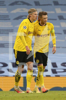 2021-04-06 - Borussia Dortmund forward Marco Reus (11) scores a goal 1-1 and celebrates with Erling Haaland during the UEFA Champions League, quarter final, 1st leg football match between Manchester City and Borussia Dortmund on April 6, 2021 at the Etihad Stadium in Manchester, England - Photo Craig Galloway / ProSportsImages / DPPI - MANCHESTER CITY AND BORUSSIA DORTMUND - UEFA CHAMPIONS LEAGUE - SOCCER