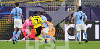 2021-04-14 - Jude Bellingham of Borussia Dortmund scores the 1-0 goal during the UEFA Champions League, Quarter-Finals, 2nd leg football match between Borussia Dortmund and Manchester City on April 14, 2021 at Signal Iduna Park in Dortmund, Germany - Photo Ralf Ibing / firo Sportphoto / DPPI - BORUSSIA DORTMUND VS MANCHESTER CITY - UEFA CHAMPIONS LEAGUE - SOCCER
