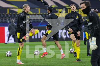 2021-04-14 - Erling Haaland of Borussia Dortmund warms up during the UEFA Champions League, Quarter-Finals, 2nd leg football match between Borussia Dortmund and Manchester City on April 14, 2021 at Signal Iduna Park in Dortmund, Germany - Photo Joachim Bywaletz / Orange Pictures / DPPI - BORUSSIA DORTMUND VS MANCHESTER CITY - UEFA CHAMPIONS LEAGUE - SOCCER