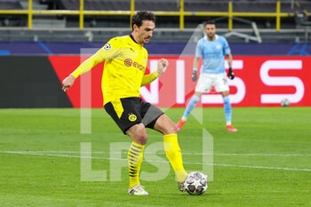 2021-04-14 - Mats Hummels of Borussia Dortmund during the UEFA Champions League, Quarter-Finals, 2nd leg football match between Borussia Dortmund and Manchester City on April 14, 2021 at Signal Iduna Park in Dortmund, Germany - Photo Joachim Bywaletz / Orange Pictures / DPPI - BORUSSIA DORTMUND VS MANCHESTER CITY - UEFA CHAMPIONS LEAGUE - SOCCER