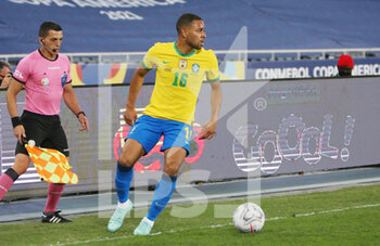 2021-07-03 - Renan Lodi of Brazil during the Copa America 2021, quarter final football match between Brazil and Chile on July 3, 2021 at Olympic stadium in Rio de Janeiro, Brazil - Photo Laurent Lairys / DPPI - 2021 QUARTER FINAL - BRAZIL VS CHILE - COPA AMERICA - SOCCER