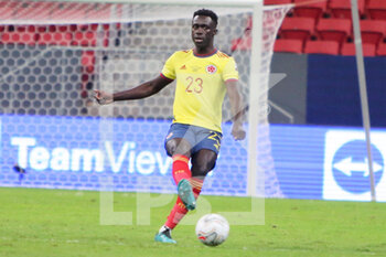 2021-07-07 - Davinson Sanchez of Colombia during the Copa America 2021, semi-final football match between Argentina and Colombia on July 7, 2021 at Estadio Nacional Mane Garrincha in Brasilia, Brazil - Photo Laurent Lairys / DPPI - COPA AMERICA 2021, SEMI-FINAL - ARGENTINA VS COLOMBIA - COPA AMERICA - SOCCER