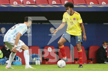 2021-07-07 - Juan Cuadrado of Colombia during the Copa America 2021, semi-final football match between Argentina and Colombia on July 7, 2021 at Estadio Nacional Mane Garrincha in Brasilia, Brazil - Photo Laurent Lairys / DPPI - COPA AMERICA 2021, SEMI-FINAL - ARGENTINA VS COLOMBIA - COPA AMERICA - SOCCER