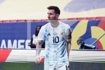 2021-07-07 - Lionel Messi of Argentina during the Copa America 2021, semi-final football match between Argentina and Colombia on July 7, 2021 at Estadio Nacional Mane Garrincha in Brasilia, Brazil - Photo Laurent Lairys / DPPI - COPA AMERICA 2021, SEMI-FINAL - ARGENTINA VS COLOMBIA - COPA AMERICA - SOCCER