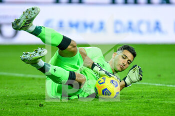 2020-11-25 - Juan Musso (Udinese) saves a goal - UDINESE VS FIORENTINA - ITALIAN CUP - SOCCER