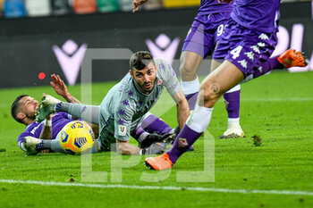 2020-11-25 - Pietro Terracciano (Fiorentina) saves a goal - UDINESE VS FIORENTINA - ITALIAN CUP - SOCCER