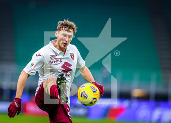 2021-01-12 - Vojvoda Mergim of Torino FC in action - AC MILAN VS TORINO FC - ITALIAN CUP - SOCCER