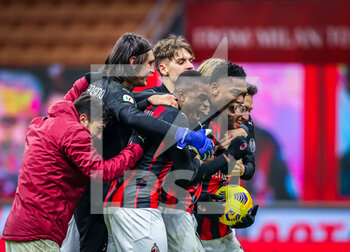 2021-01-12 - AC Milan players celebrate the victory - AC MILAN VS TORINO FC - ITALIAN CUP - SOCCER