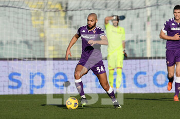 2021-01-13 - Sofyan Amrabat of ACF Fiorentina in action - ACF FIORENTINA VS FC INTERNAZIONALE - ITALIAN CUP - SOCCER