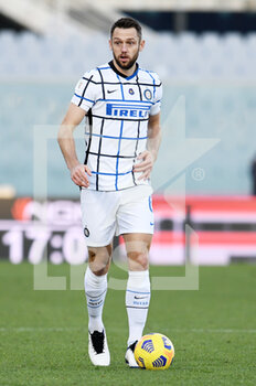 2021-01-13 - Stefan Devij of FC Internazionale in action - ACF FIORENTINA VS FC INTERNAZIONALE - ITALIAN CUP - SOCCER
