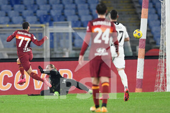2021-01-19 - ROME, ITALY - January 19 : Henrikh Mkhitaryan (L) of AS Roma  scoring the goal during the round eighths football Tim Cup soccer match between AS Roma and Spezia at Stadio Olimpico on January 19,2021 in Rome, Italy. - AS ROMA VS SPEZIA CALCIO - ITALIAN CUP - SOCCER