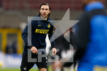 2021-01-26 - Matteo Darmian (FC Internazionale) warming up before the match starts - FC INTERNAZIONALE VS AC MILAN - ITALIAN CUP - SOCCER