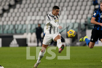 2021-02-09 - Cristiano Ronaldo (Juventus FC) shots on goal - JUVENTUS FC VS FC INTERNAZIONALE - ITALIAN CUP - SOCCER