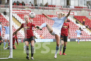 2020-11-14 - Manchester City defender Steph Houghton (6) shoots on goal during the Women's English championship, FA Women's Super League football match between Manchester United and Manchester City on November 14, 2020 at Leigh Sports Village in Leigh, England - Photo Craig Galloway / ProSportsImages / DPPI - MANCHESTER UNITED VS MANCHESTER CITY - ENGLISH FA WOMEN'S SUPER LEAGUE - SOCCER
