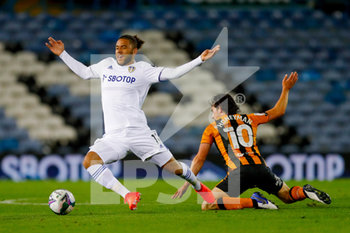 2020-09-16 - Leeds United forward Tyler Roberts (11) and George Honeyman of Hull during the English League Cup, EFL Carabao Cup, football match between Leeds United and Hull City on September 16, 2020 at Elland Road in Leeds, England - Photo Simon Davies / ProSportsImages / DPPI - LEEDS UNITED VS HULL CITY - ENGLISH LEAGUE CUP - SOCCER