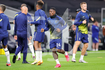 2020-09-29 - Tottenham Hotspur defender Serge Aurier (24) warms up ahead of the English League Cup, EFL Carabao Cup Fourth Round football match between Tottenham Hotspur and Chelsea on September 29, 2020 at Tottenham Hotspur Stadium in London, England - Photo Nigel Keene / ProSportsImages / DPPI - TOTTENHAM HOTSPUR VS CHELSEA - ENGLISH LEAGUE CUP - SOCCER