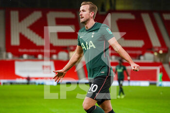 2020-12-23 - Tottenham Hotspur forward Harry Kane (10) celebrates his goal during the English League Cup, EFL Cup quarter-final football match between Stoke City and Tottenham Hotspur on December 23, 2020 at the Bet365 Stadium in Stoke-on-Trent, England - Photo kevin Warburton - A Moment in Sport / ProSportsImages / DPPI - STOKE CITY VS TOTTENHAM HOTSPUR - ENGLISH LEAGUE CUP - SOCCER